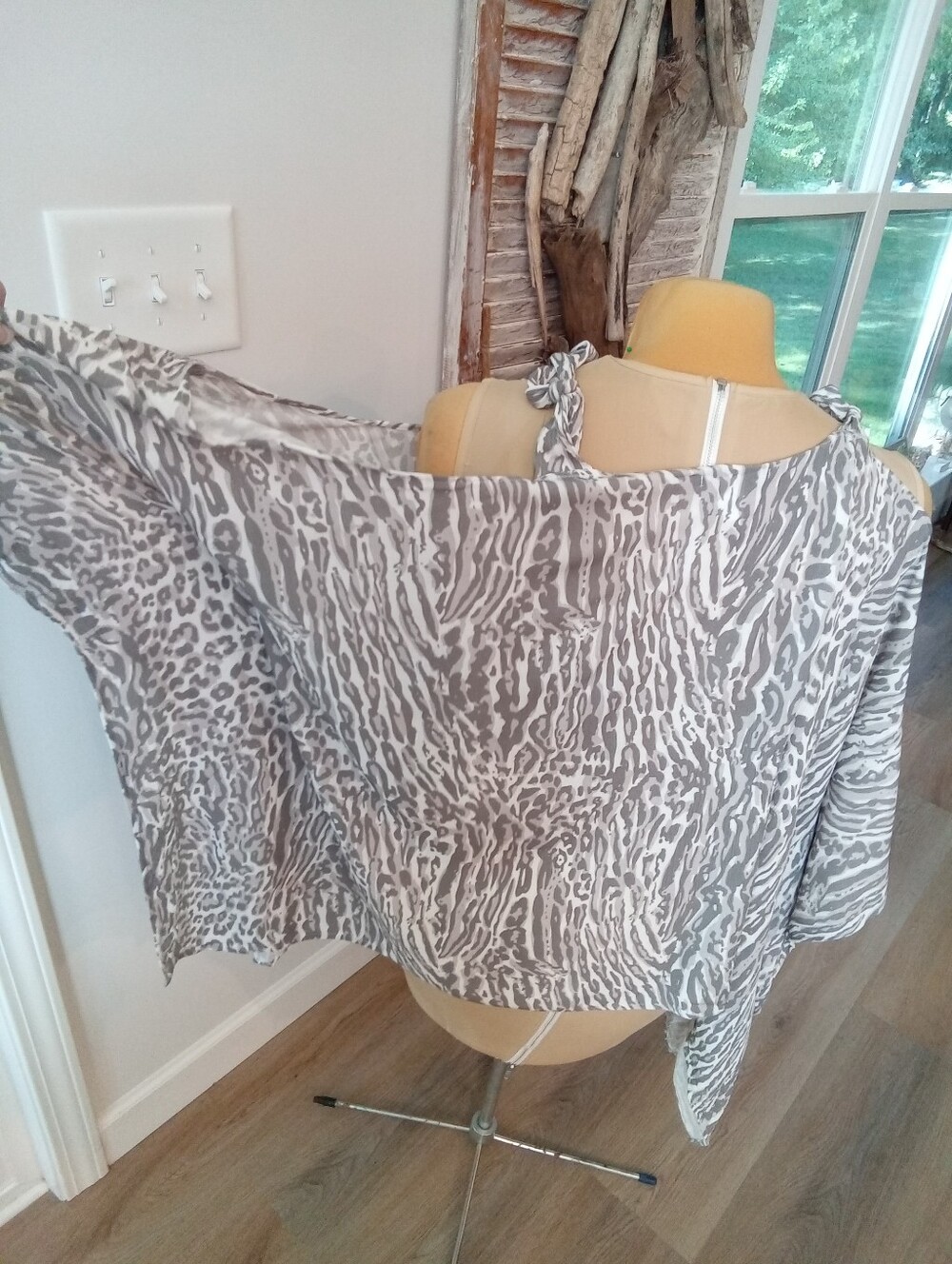 T - Picture 5 of 11